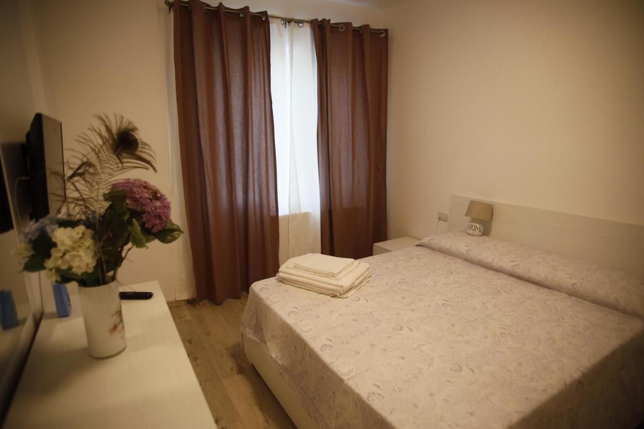 Lar Apartment Fokszany Zewnętrze zdjęcie